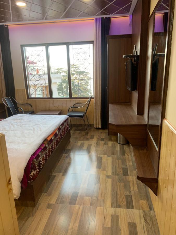 Valley Crown B&B Шимла Екстериор снимка